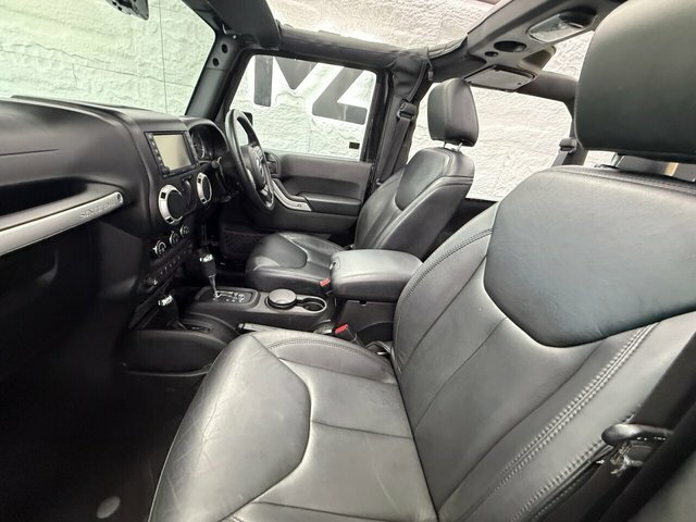 Jeep Wrangler 2.8 Crd Overland Suv 4Wd Euro 5 1 Black #2