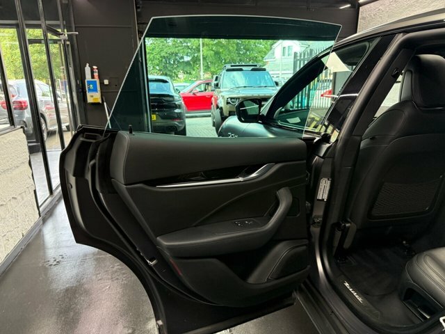 Maserati Levante Suv Black #26