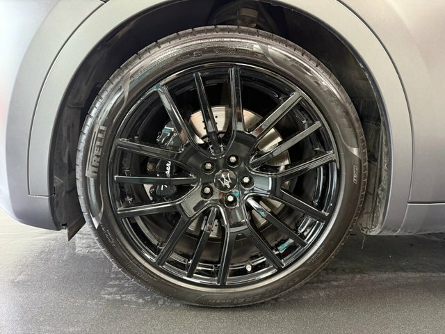 Maserati Levante Suv Black #20