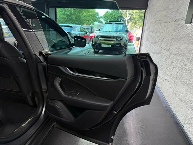 Maserati Levante Suv Black #27