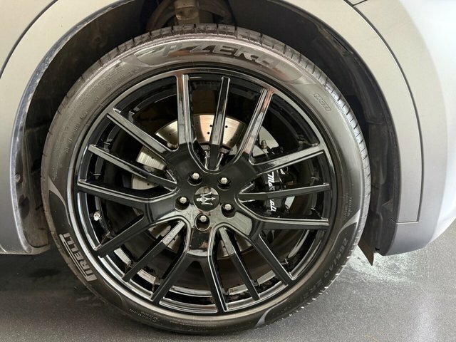 Maserati Levante Suv Black #22
