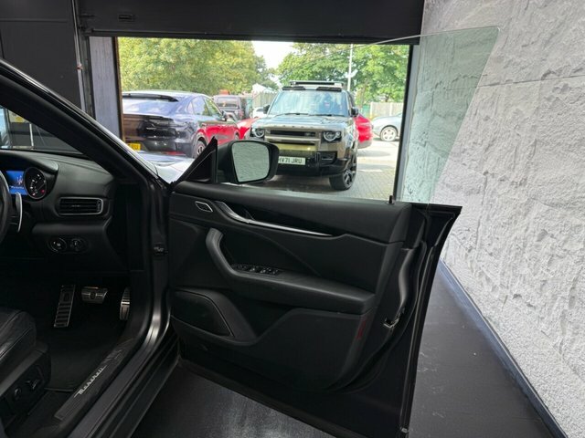 Maserati Levante Suv Black #28