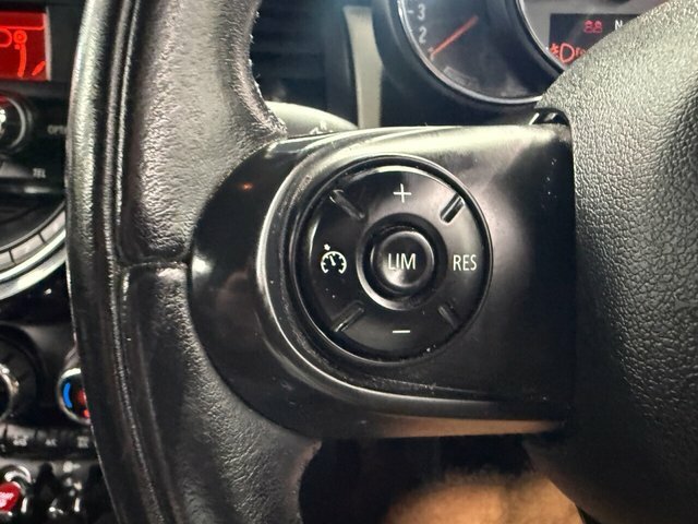 Mini Hatch Cooper 3-Door Red #14