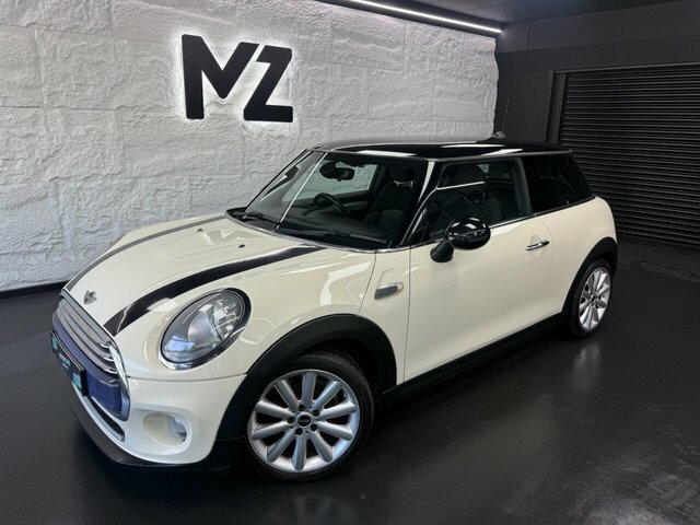 Mini Hatch Cooper 3-Door Red #1