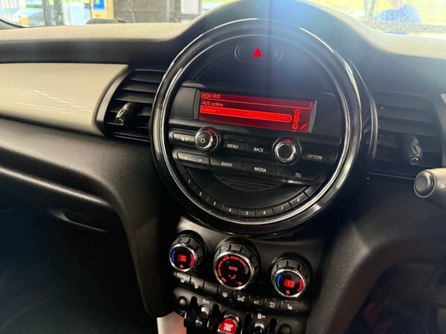 Mini Hatch Cooper 3-Door Red #16