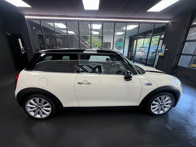 Mini Hatch Cooper 3-Door Red #15
