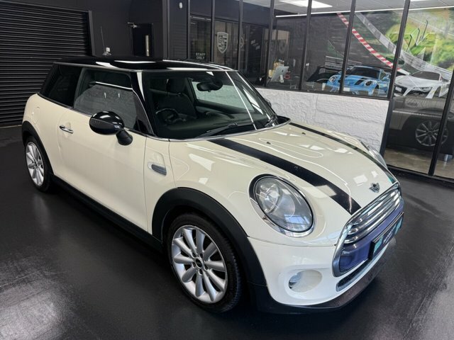 Mini Hatch Cooper 3-Door Red #13