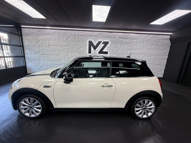 Mini Hatch Cooper 3-Door Red #21