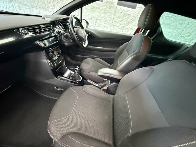 Citroen DS3 1.6 Vti Dstyle Plus Hatchback Eu Red #4