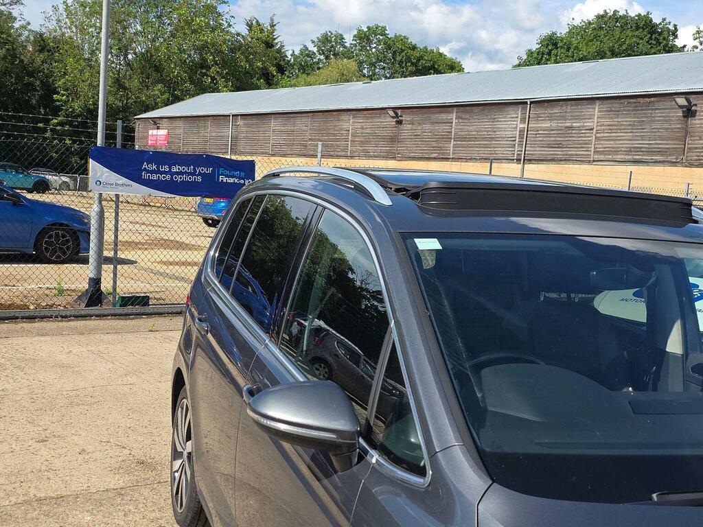 Volkswagen Touran 2.0 Se Tdi Bluemotion Black #31