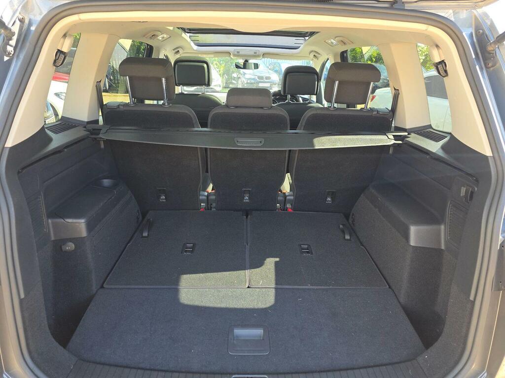 Volkswagen Touran 2.0 Se Tdi Bluemotion Black #25