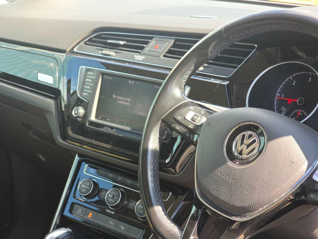 Volkswagen Touran 2.0 Se Tdi Bluemotion Black #10