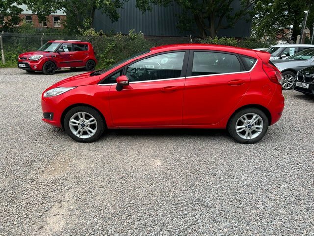 Ford Fiesta 1.25 Zetec Hatchback Euro 6 82 DL16KVB Red #4