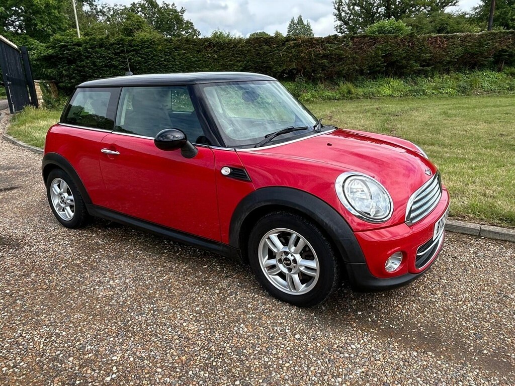 Mini Hatch 1.6 L 1.6 Cooper Euro 5 Ss Red