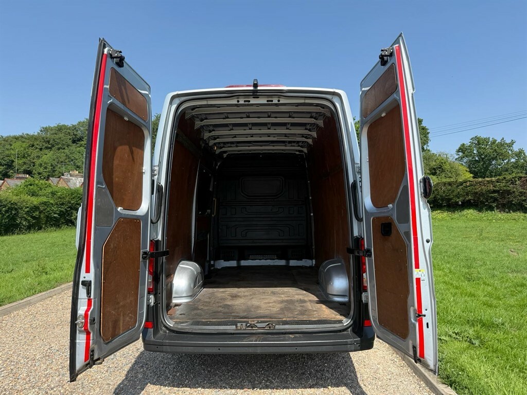 Volkswagen Crafter  White #9