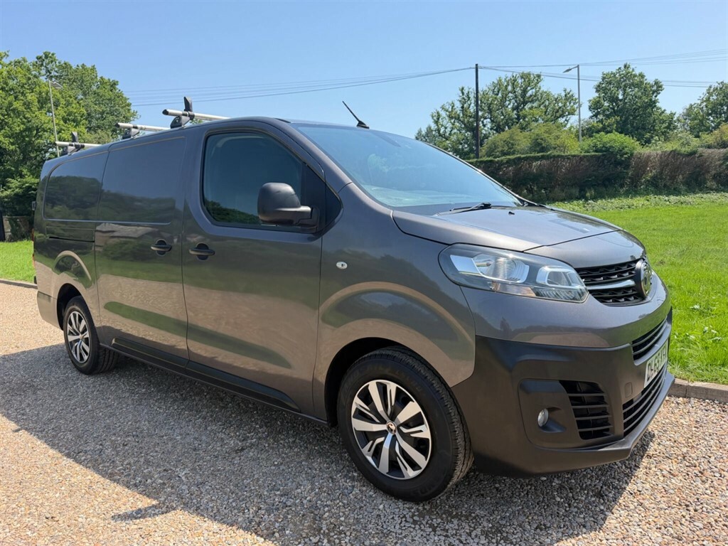 Vauxhall Vivaro Panel Van Black #9