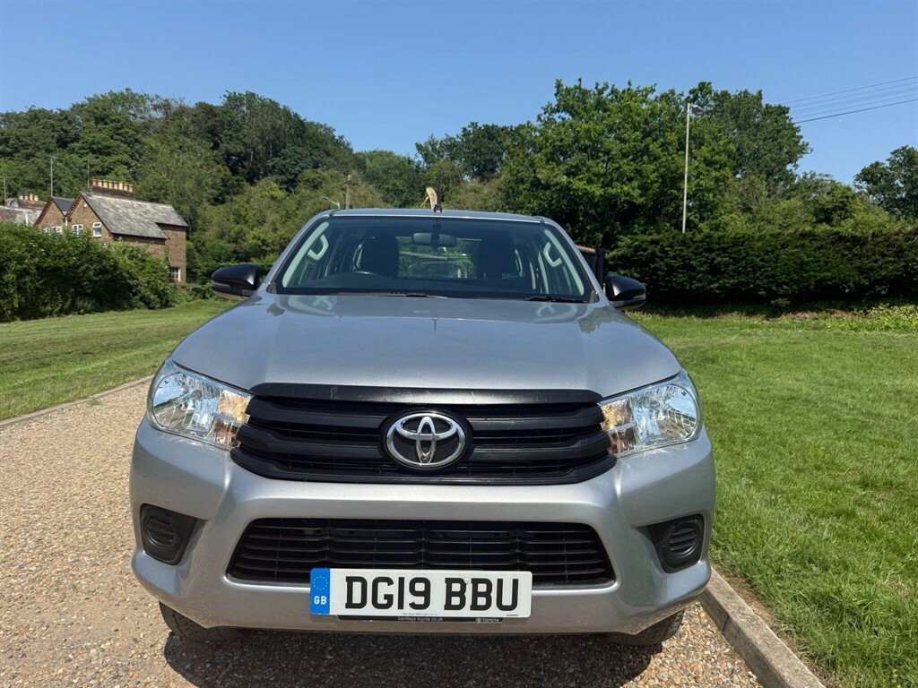 Toyota HILUX 2.4 D-4d Invincible X White #10