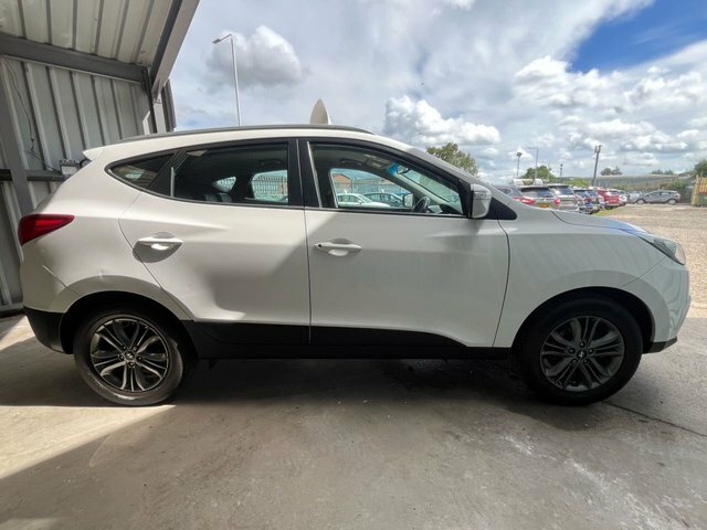 Hyundai Ix35 1.7 Crdi Se Suv Euro 5 S S 11 VA14KUX White #6