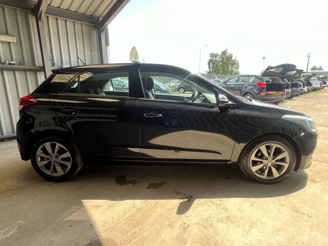 Hyundai I20 1.4 Se Hatchback Euro 6 100 Ps LY15VVE Black #5