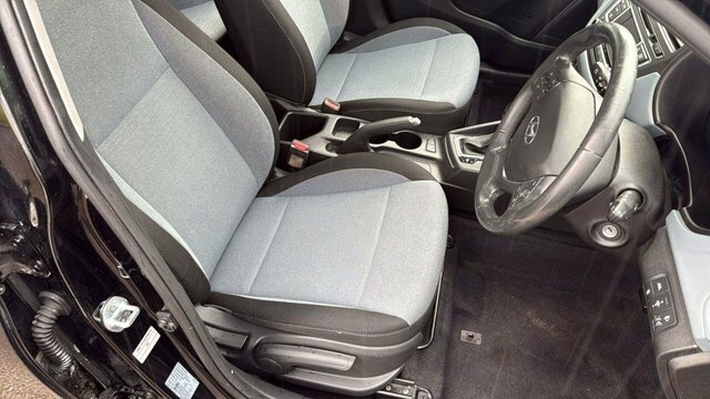 Hyundai I20 1.4 Se Hatchback Euro 6 100 Ps Black #3