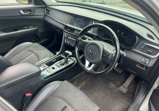Kia Optima 1.7 Crdi 3 Sportswagon Dct Euro 6 S S Silver #3