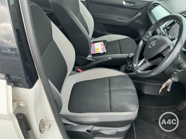 Skoda Fabia 1.0 Se Hatchback Euro 6 S S 7 White #4