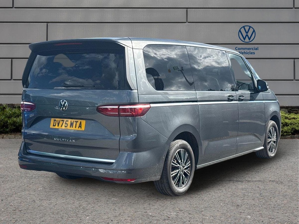 Volkswagen Multivan 2.0 Tdi Style Long Mpv Dsg Euro 6 Ss DV75WTA Grey #4