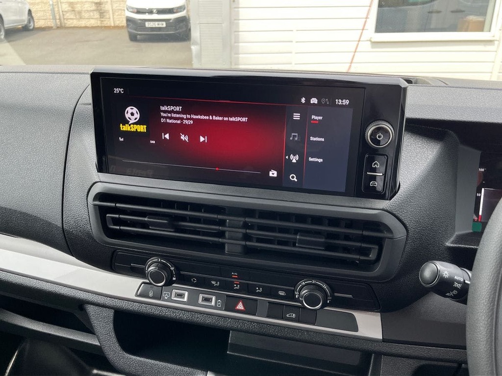 Vauxhall Vivaro 75Kwh Prime Xl Panel Van 6Dr Lwb 11 White #6