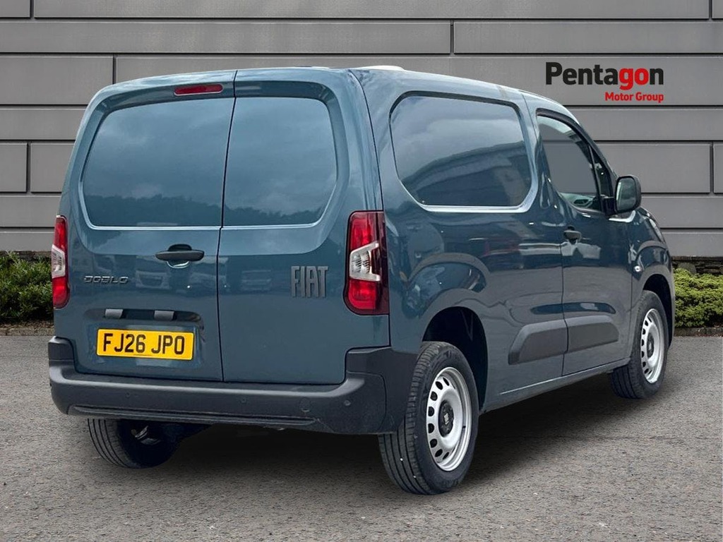 Fiat Doblo 1.5 Multijet3 1000Kg Plus Panel Van Man FJ26JPO Blue #4