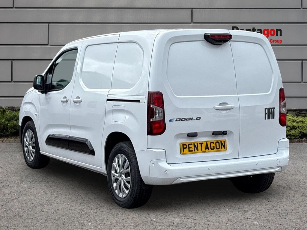 Fiat Doblo 50Kwh Panel Van Swb 7.4Kw Obc White #2