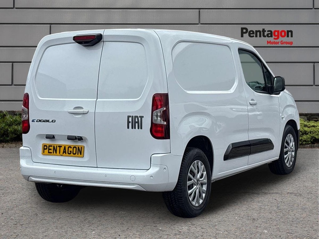 Fiat Doblo 50Kwh Panel Van Swb 7.4Kw Obc White #4