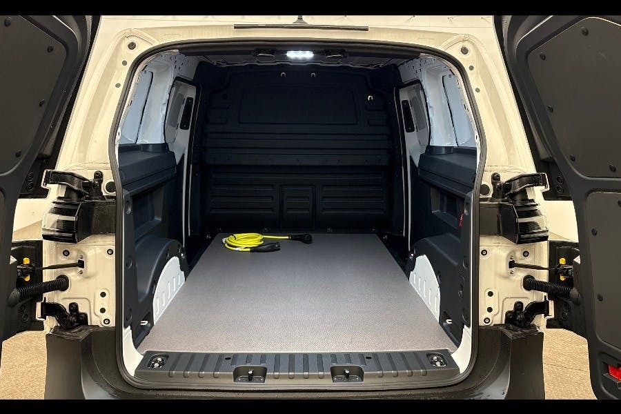 Volkswagen ID.Buzz Pro 79Kwh Commerce Panel Van 28 GL75DTU White #6