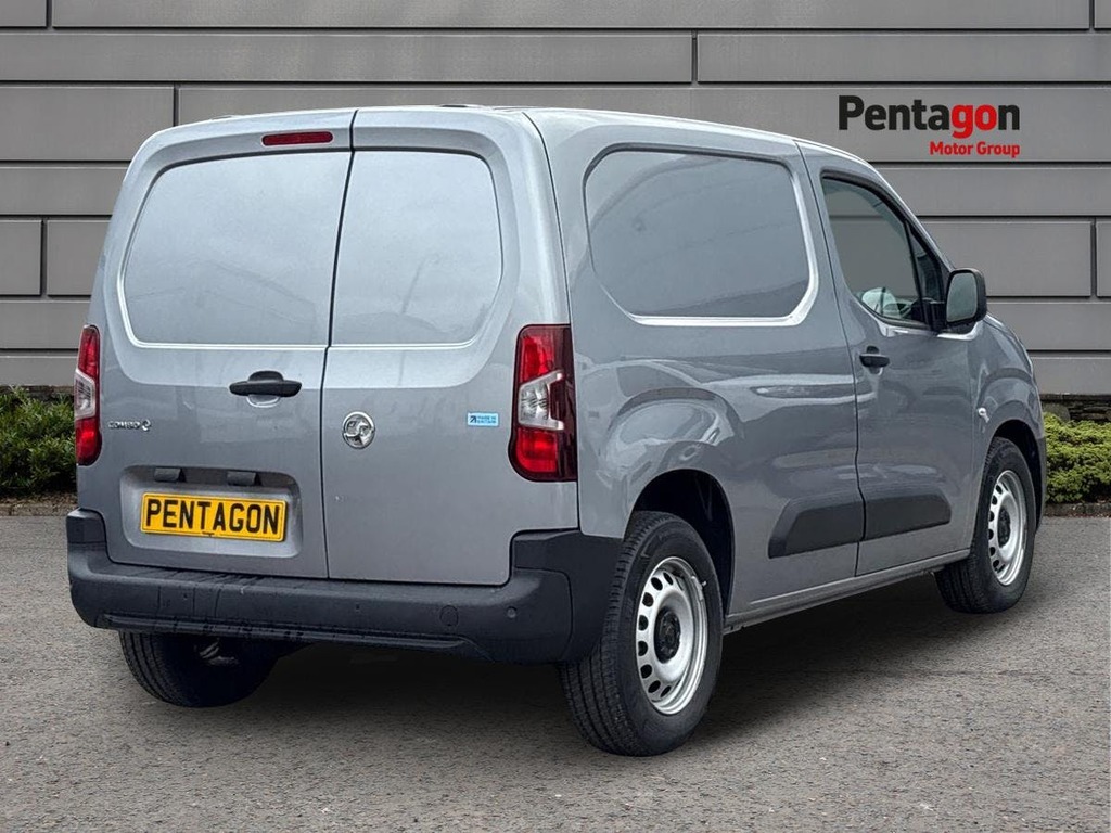 Vauxhall Combo-e Life L1 Combo Cargo 2300 100Kw Prime 5 0Kwh H1 Silver #4