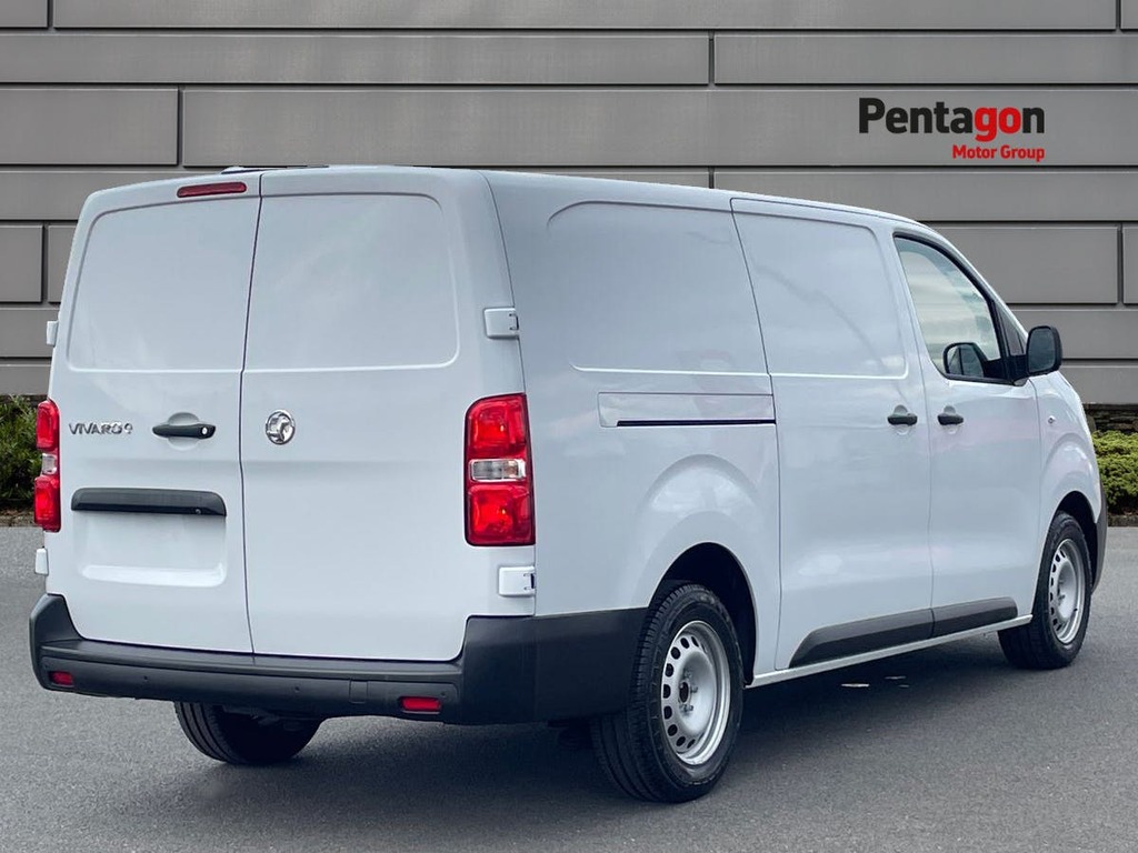 Vauxhall Vivaro 3100 50Kwh Dynamic Panel Van 6Dr L2 White #4