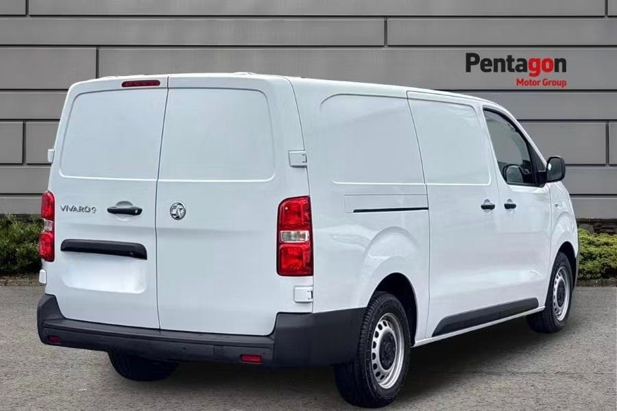 Vauxhall Vivaro 3100 50Kwh Dynamic Panel Van 6Dr L2 White #4