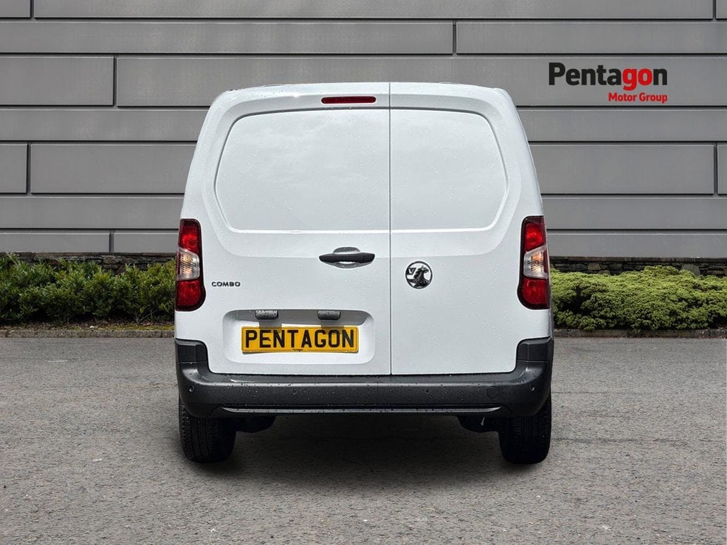 Vauxhall Combo 1.5 Turbo D 100 Prime H1 Van Reduced Payload White #14