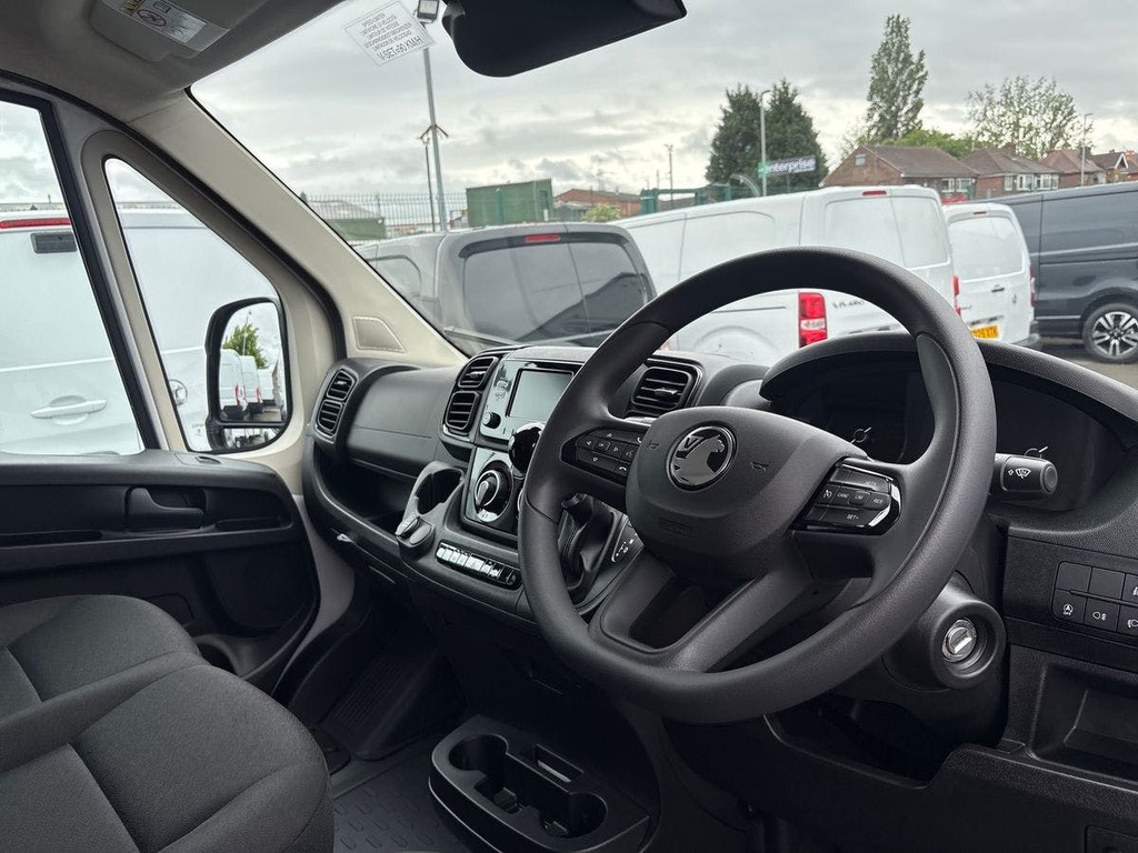 Vauxhall Movano 2.2 Cdti 3500 Biturbo Prime Panel Van A MC26ATN White #5