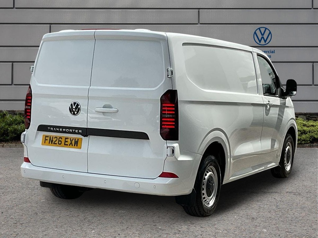 Volkswagen Transporter 2.0 Tdi T32 Commerce Plus Panel Van Aut FN26EXW White #4
