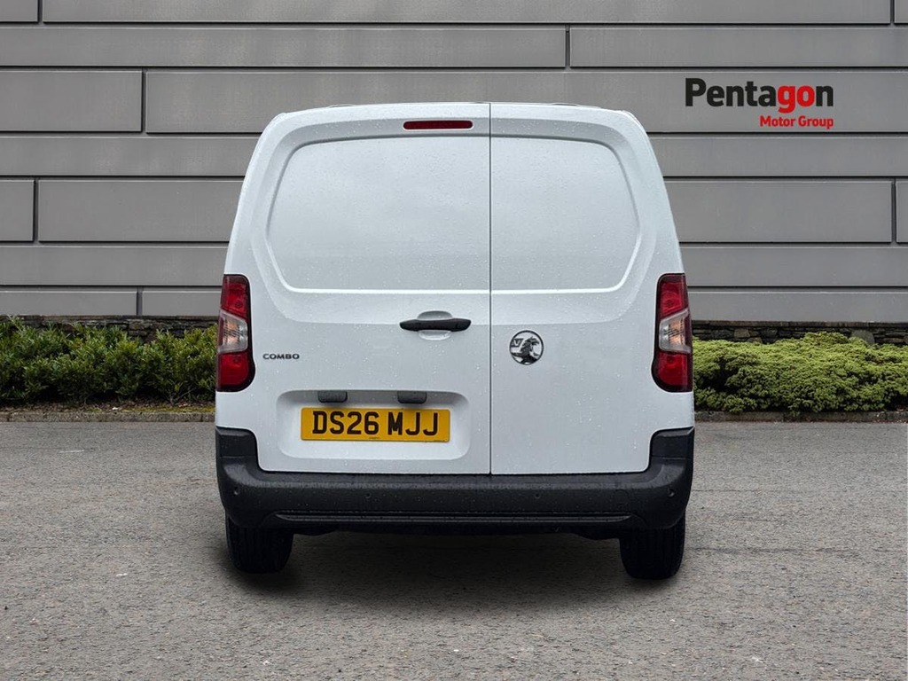 Vauxhall Combo 1.5 Turbo D 100Ps Prime H1 Crew Van Silver #14