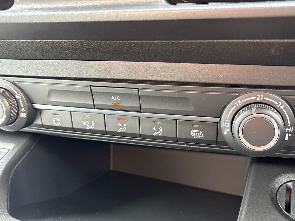 Vauxhall Combo 1.5 Turbo D 100Ps Prime H1 Crew Van Silver #26