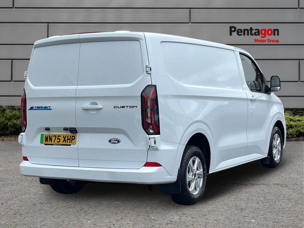 Ford Transit Custom 320 65Kwh Limited Panel Van L1 H WN75XHP White #4