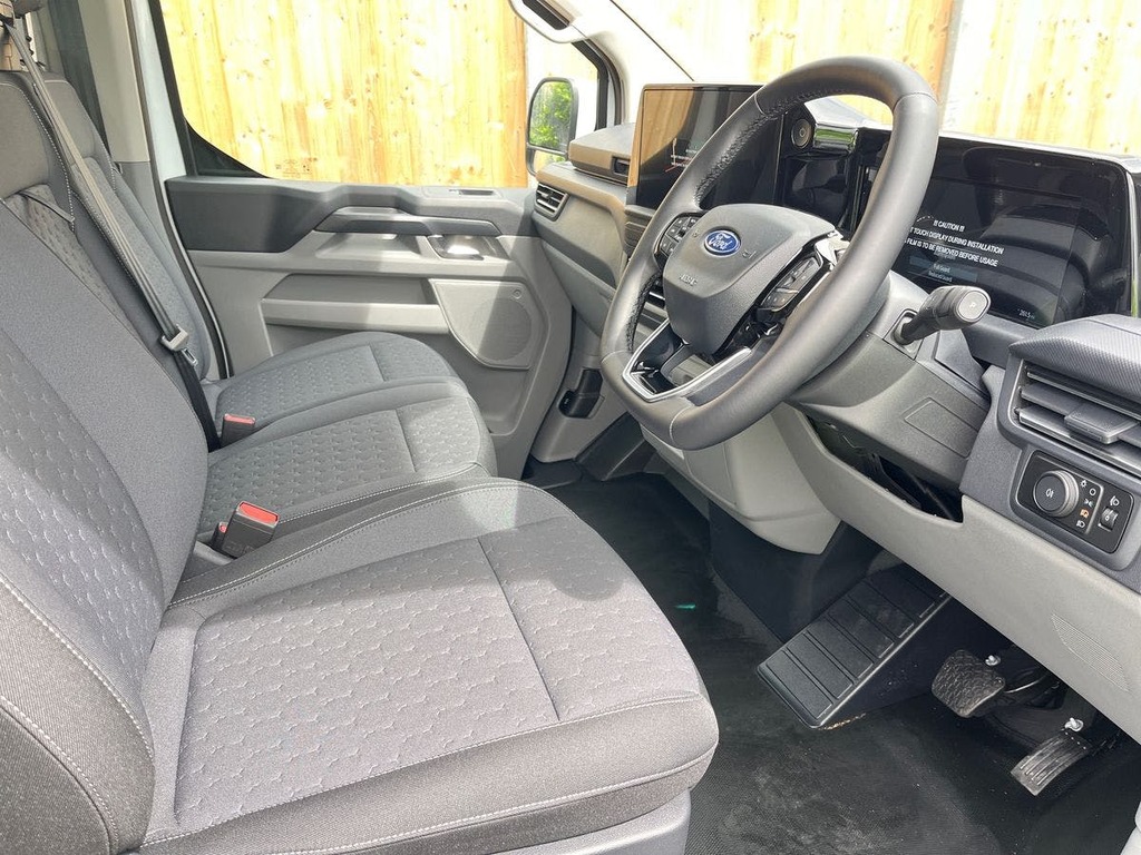 Ford Transit Custom 320 65Kwh Limited Panel Van L1 H WN75XHP White #5