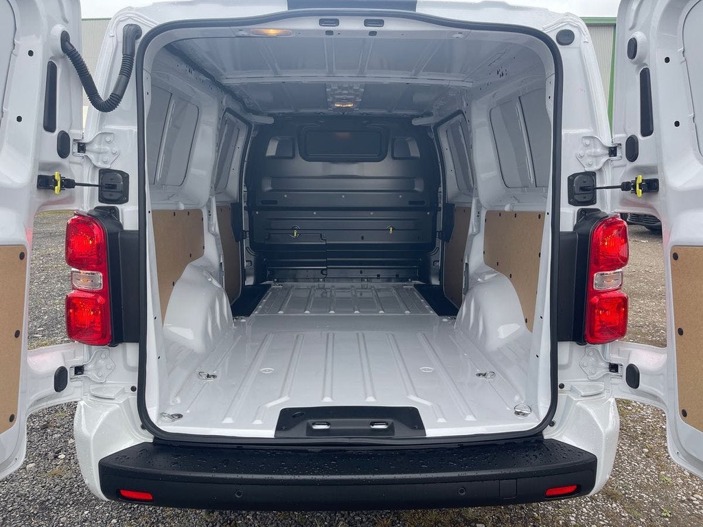 Vauxhall Vivaro 2.0 Turbo D Pro XL Panel Van Lwb Euro 6 6Dr White #10