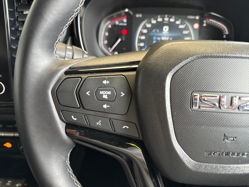 Isuzu D-Max 1.9 V-cross Double Cab 4X4 Orange #26