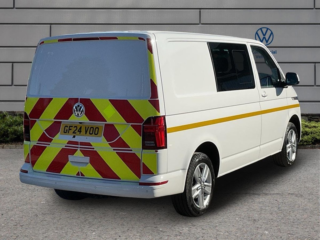 Volkswagen Transporter 2.0 Tdi T32 Highline Kombi Double Cab D GF24VOO White #4