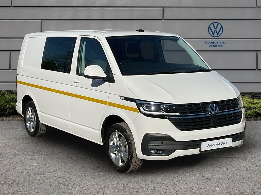 Volkswagen Transporter 2.0 Tdi T32 Highline Kombi Double Cab D White