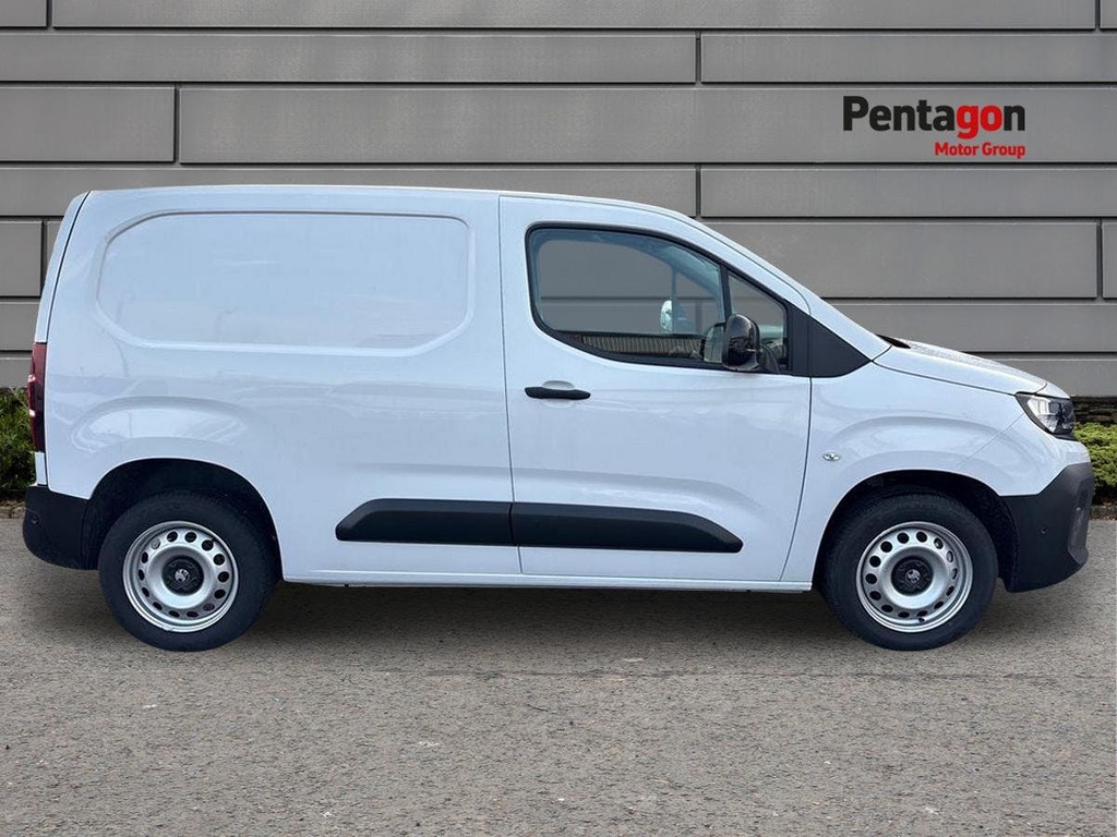 Vauxhall Combo 1.5 Turbo D 2300 Prime Panel Van Silver #11