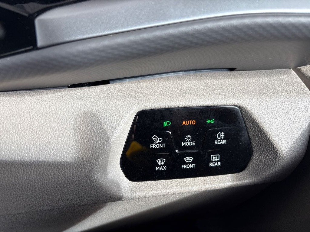 Volkswagen Multivan Style Long 150 Ps 2.0 Tdi 7-Speed Dsg Black #18