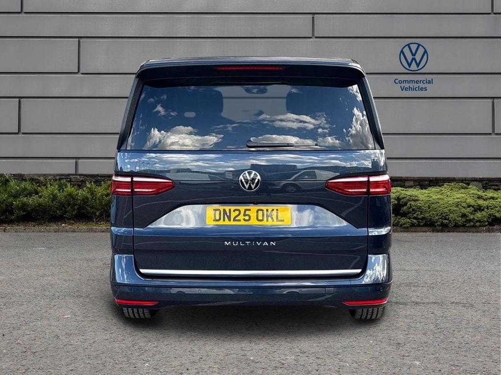 Volkswagen Multivan Style Long 150 Ps 2.0 Tdi 7-Speed Dsg Black #14