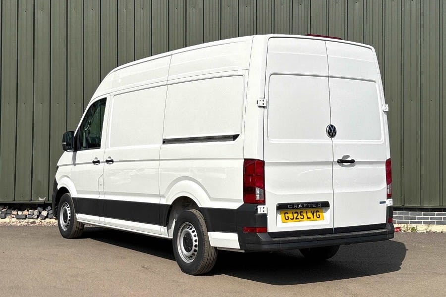 Volkswagen Crafter 2.0 Tdi Cr35 Commerce Panel Van White #2